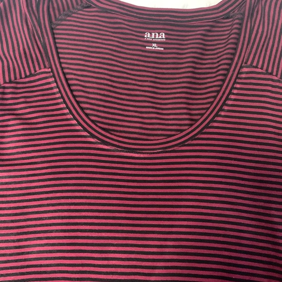 A.n.a Black and Burgundy Layering Top - Picture 12 of 16